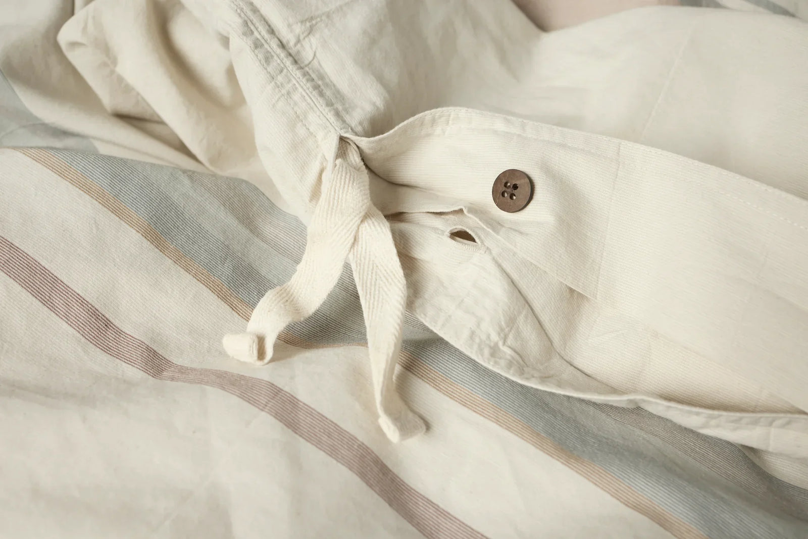 Coyuchi Twin Stone w Multi Crestridge Organic Duvet Cover