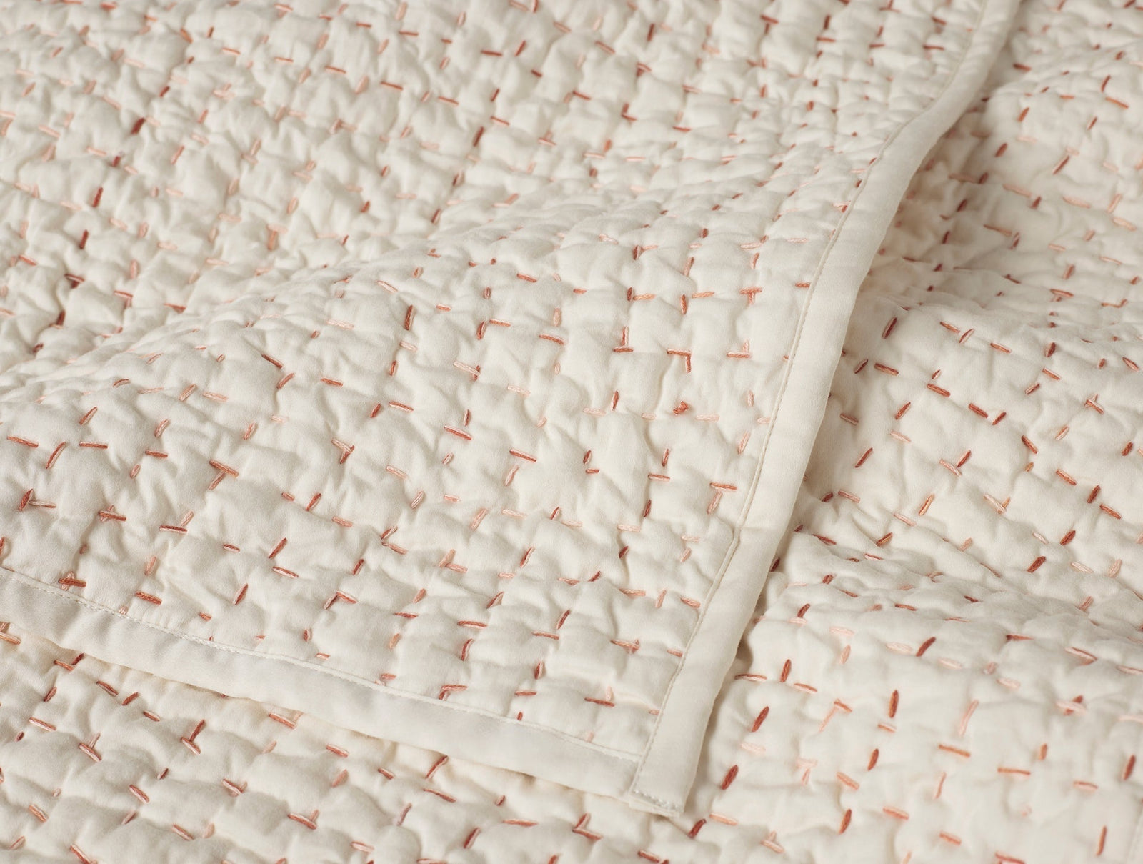 Coyuchi Pebbled Handstitched Organic Toddler Quilt