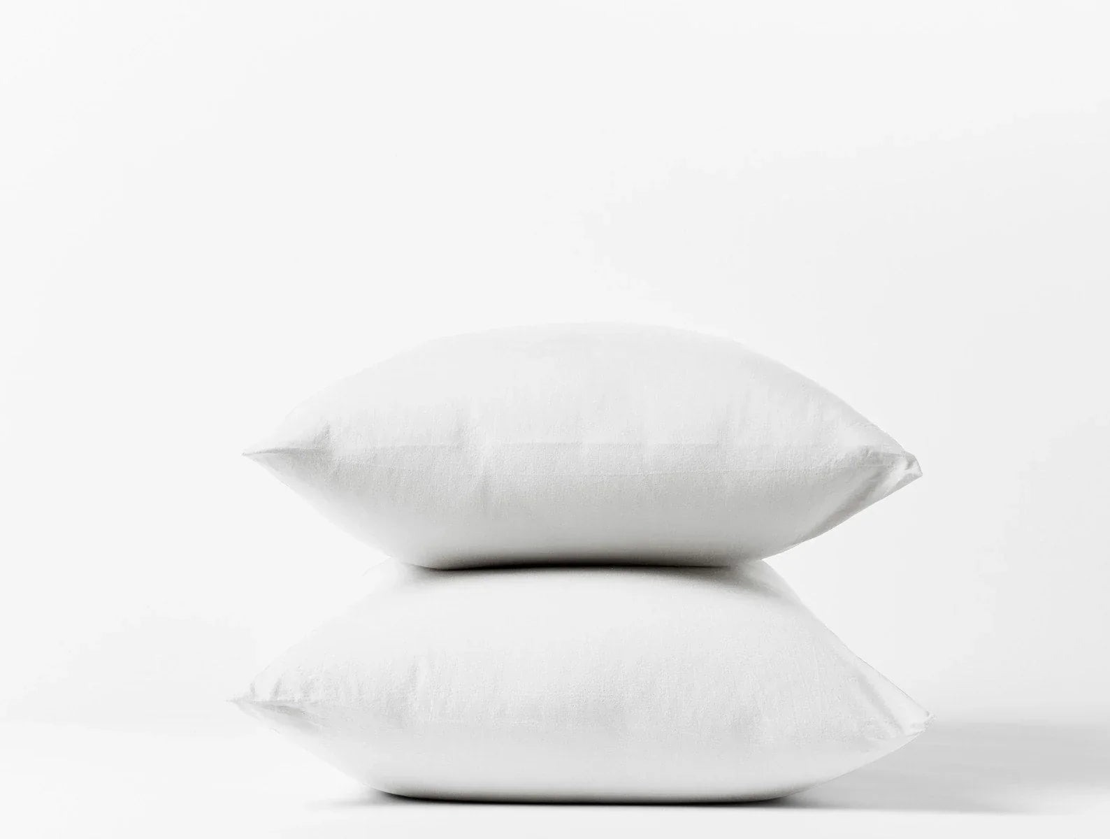 Coyuchi Standard Queen Pillowcase Set Alpine White Organic Crinkled Percale Sheet Set