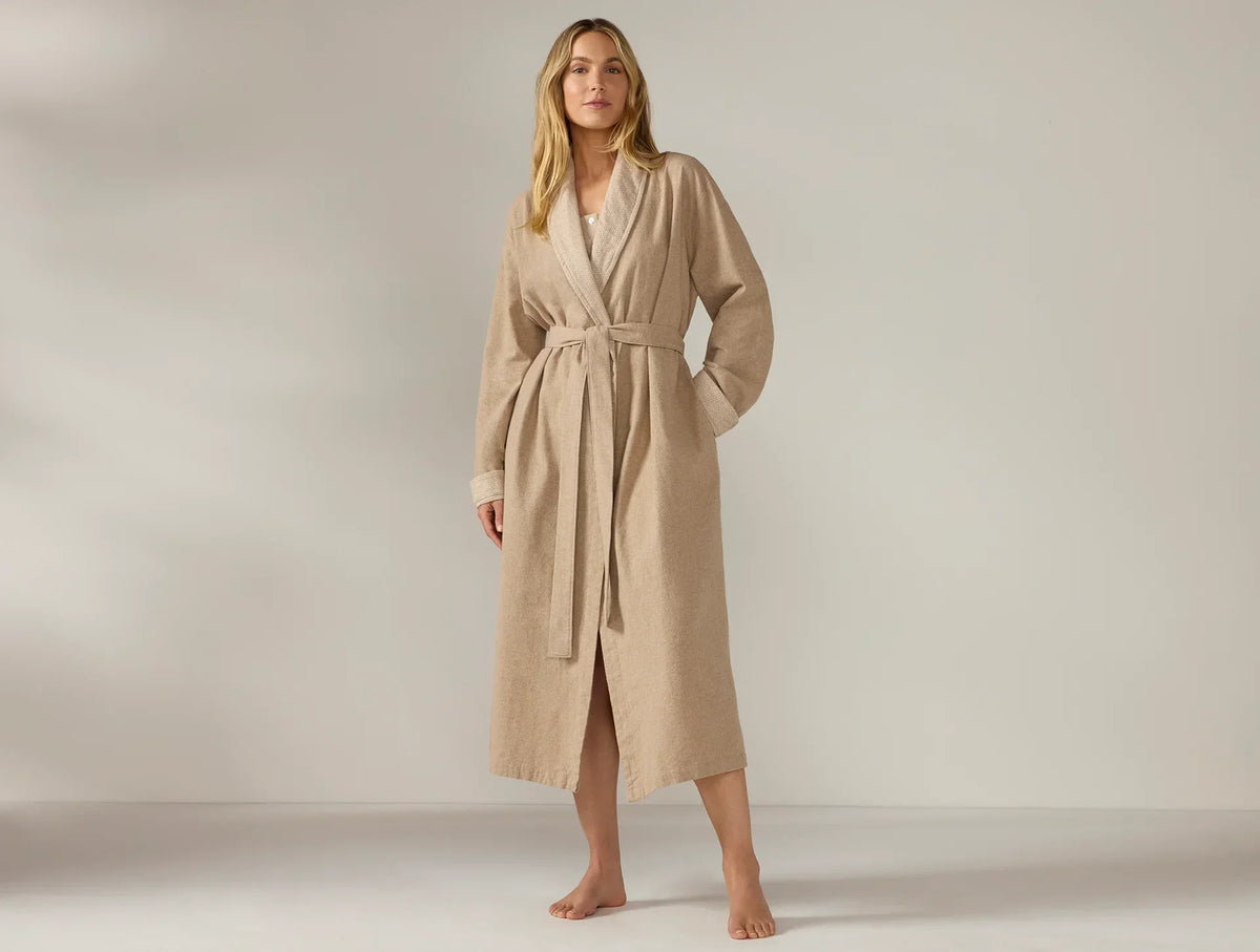 Coyuchi Camel Heather Women&#39;s Cloud Brushed Organic Flannel Robe