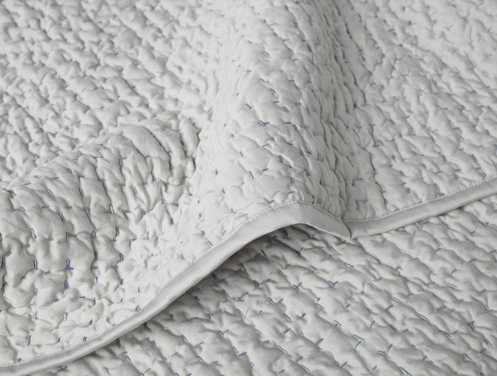 Coyuchi Pebbled Handstitched Organic Toddler Quilt