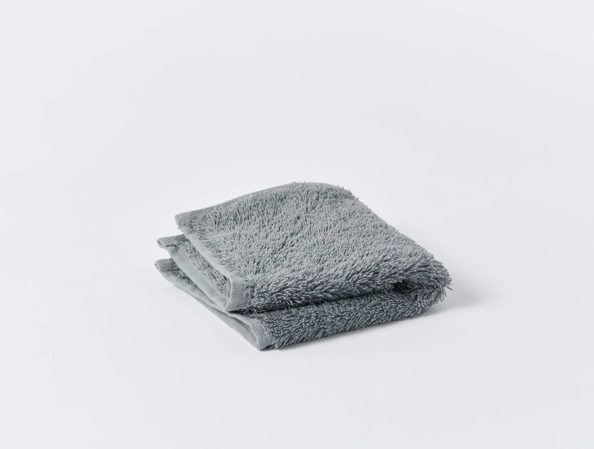 Coyuchi Wash Cloth Fossil Cloud Loom Organic Towels &amp; Bath Mat