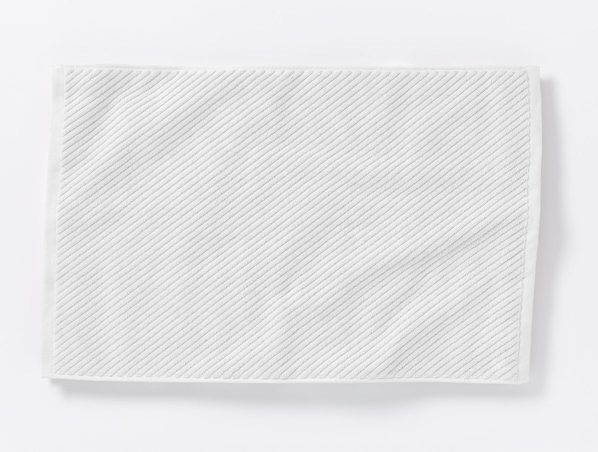 Coyuchi Twill Bath Mat Alpine White Air Weight Organic Towels &amp; Bath Mats