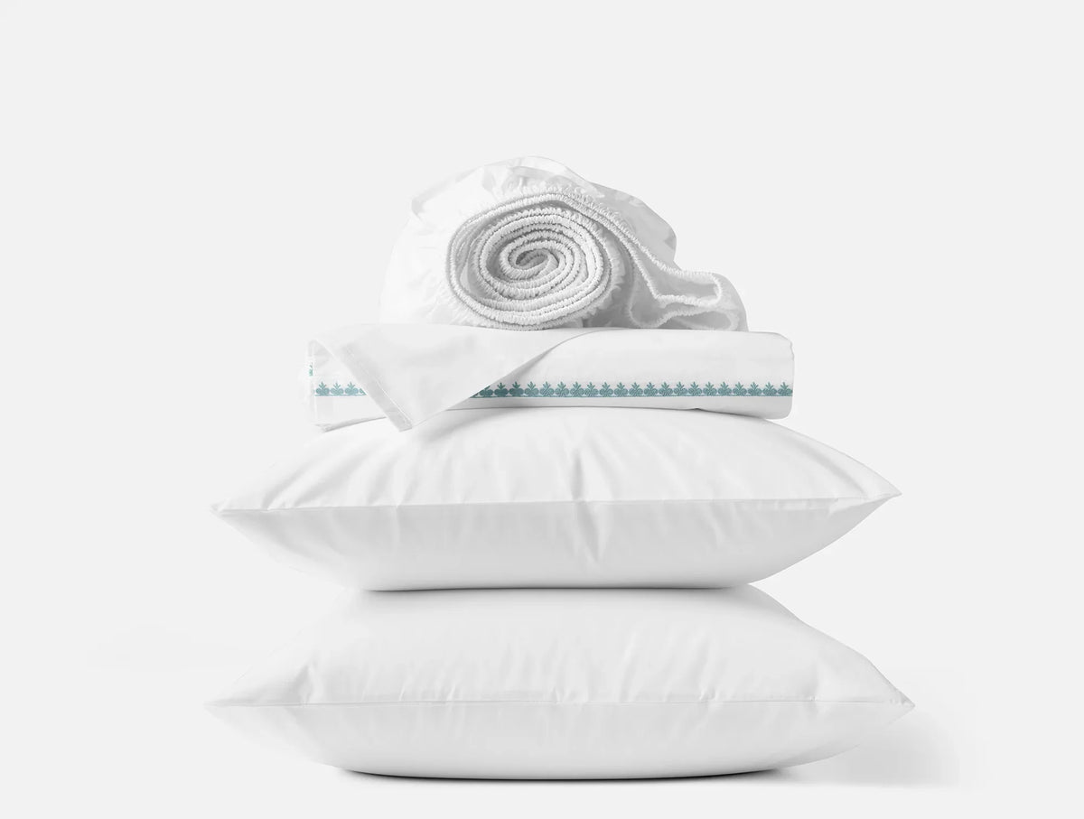 Coyuchi Cal King Alpine White w Pacific Blue Floret Embroidered Organic Percale Sheet Set
