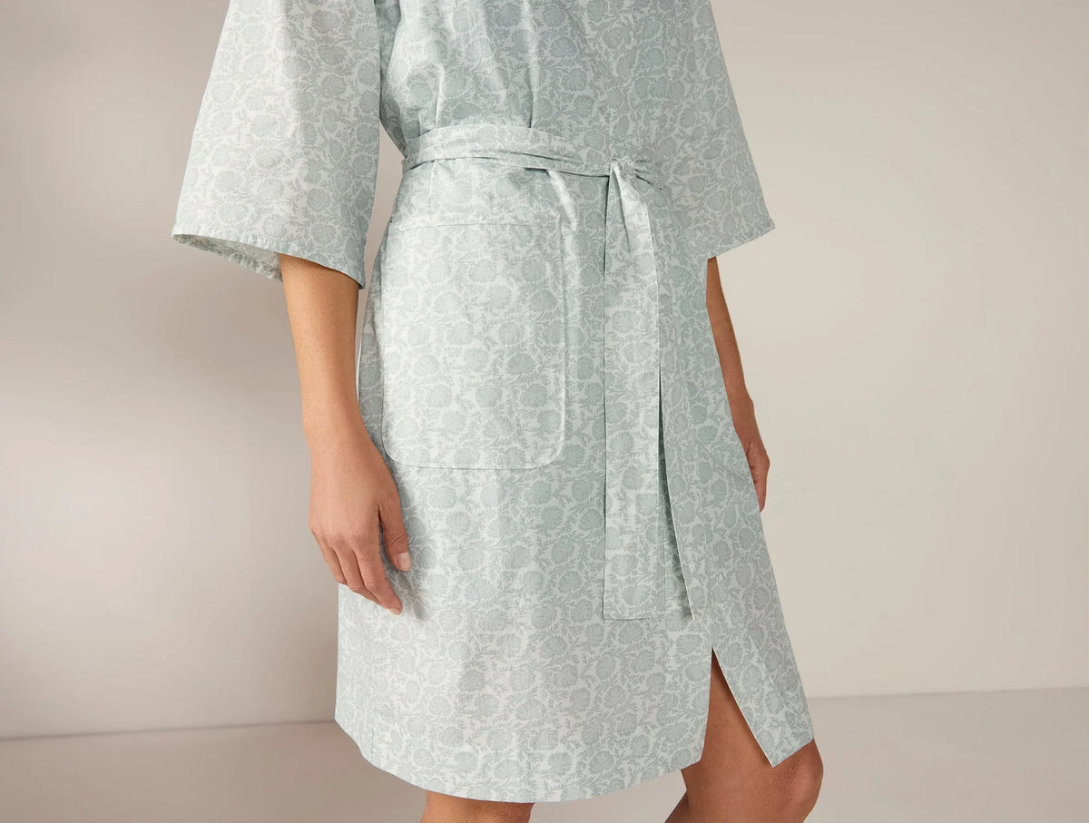 Coyuchi Small Dew Robles Women’s Isla Organic Cotton Robe