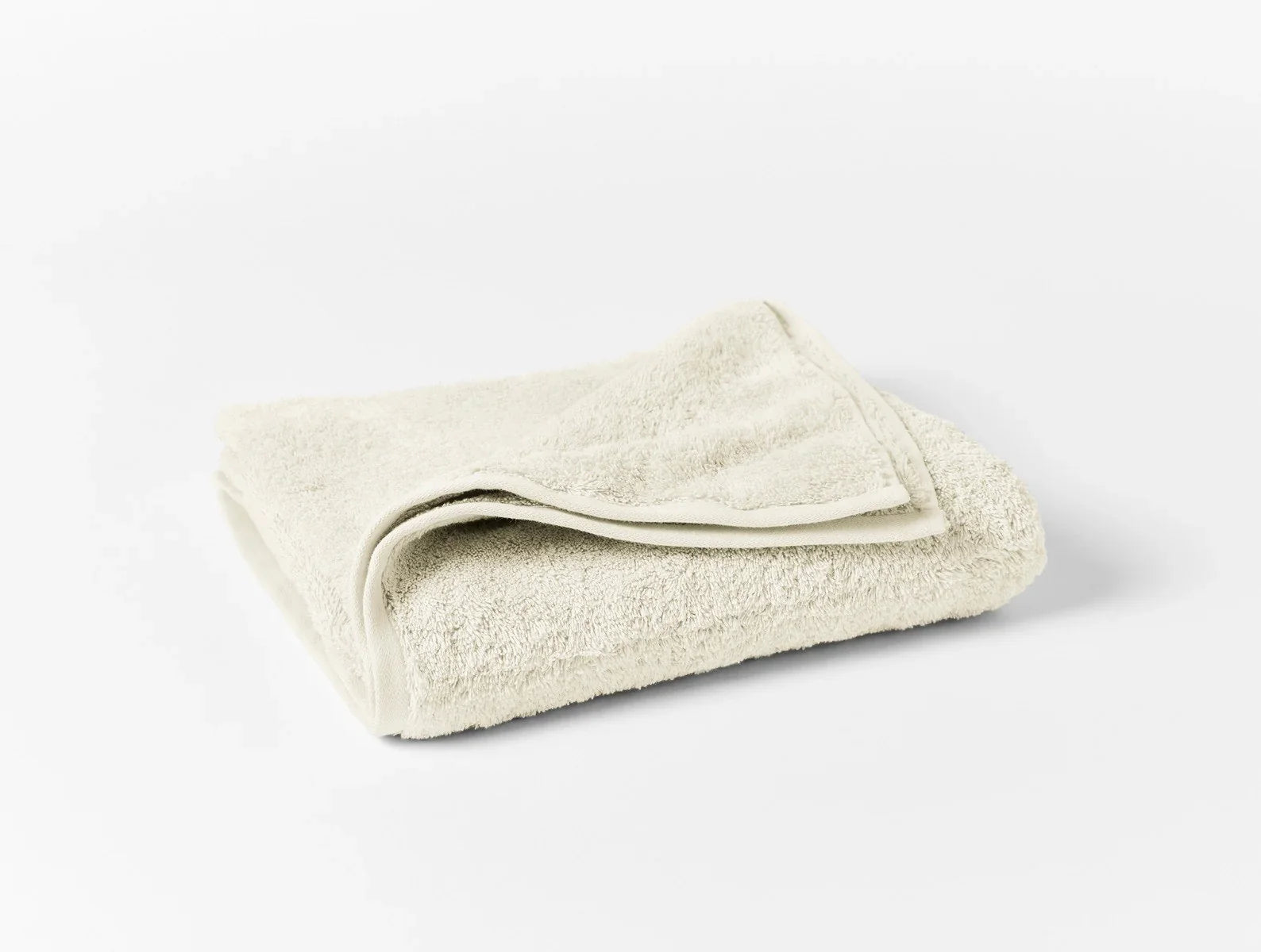 Coyuchi Bath Towel Undyed Cloud Loom Organic Towels & Bath Mat