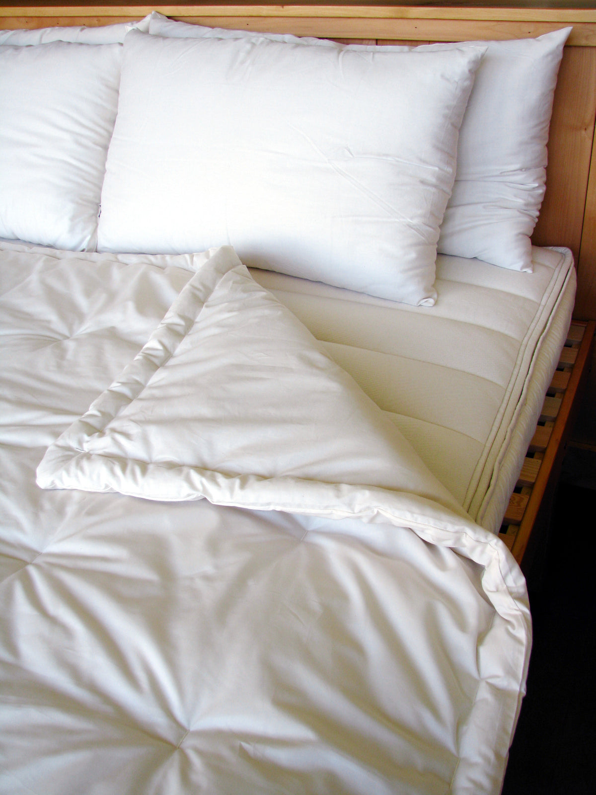 Holy Lamb Organics All-Natural Wool Comforter - Clearance